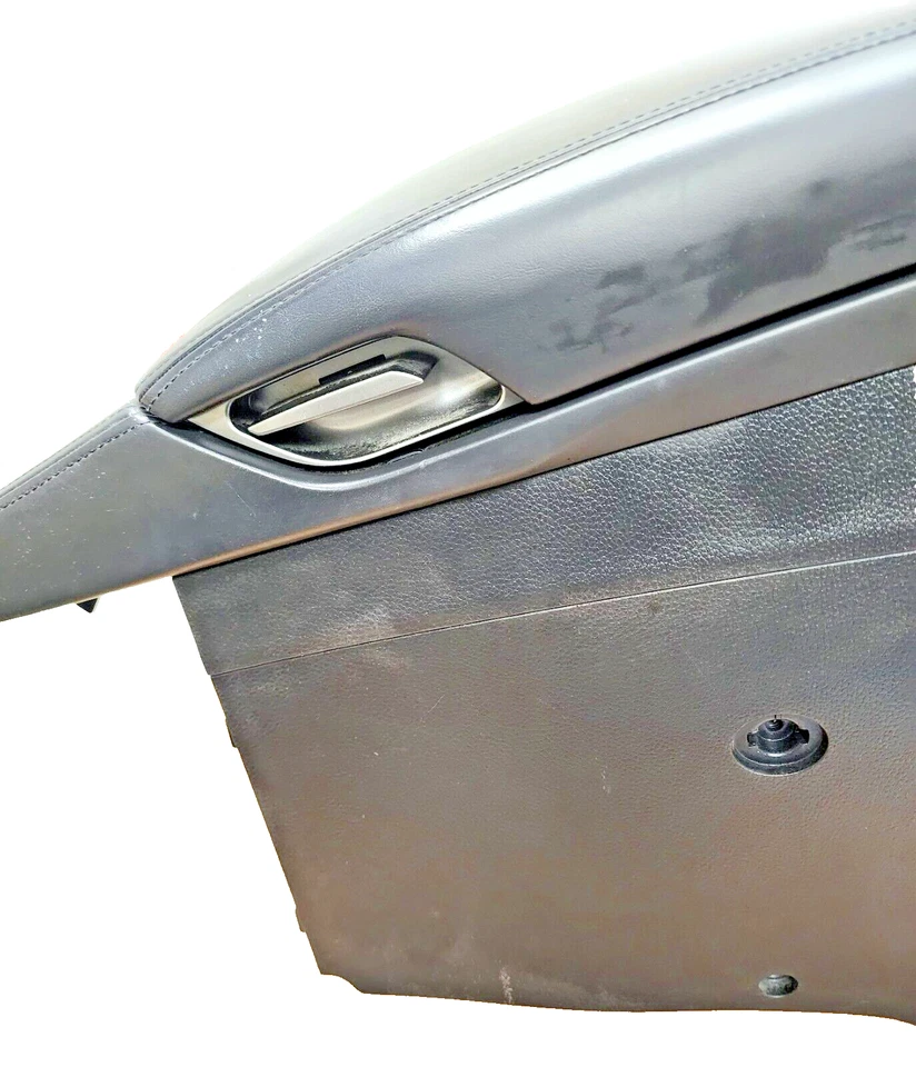 2012-2017 Hyundai Azera Black Center Console Assembly OEM Genuine - Image 4 of 4