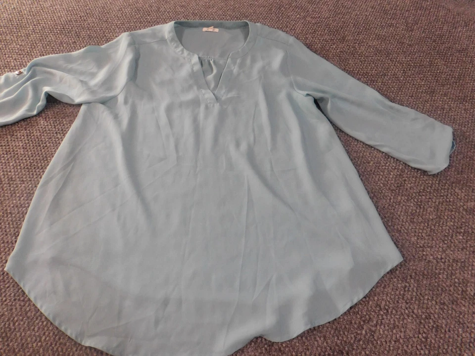 Maurices Mediano Top Azul Jersey Mujer Poliéster Manga Redonda Blusa de Día Foto 3 de 4