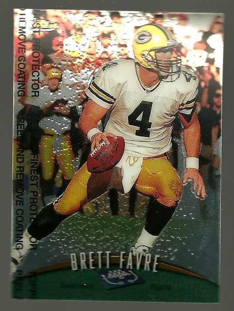 Brett Favre 1998 Topps Finest #120 Protector Packers HOF