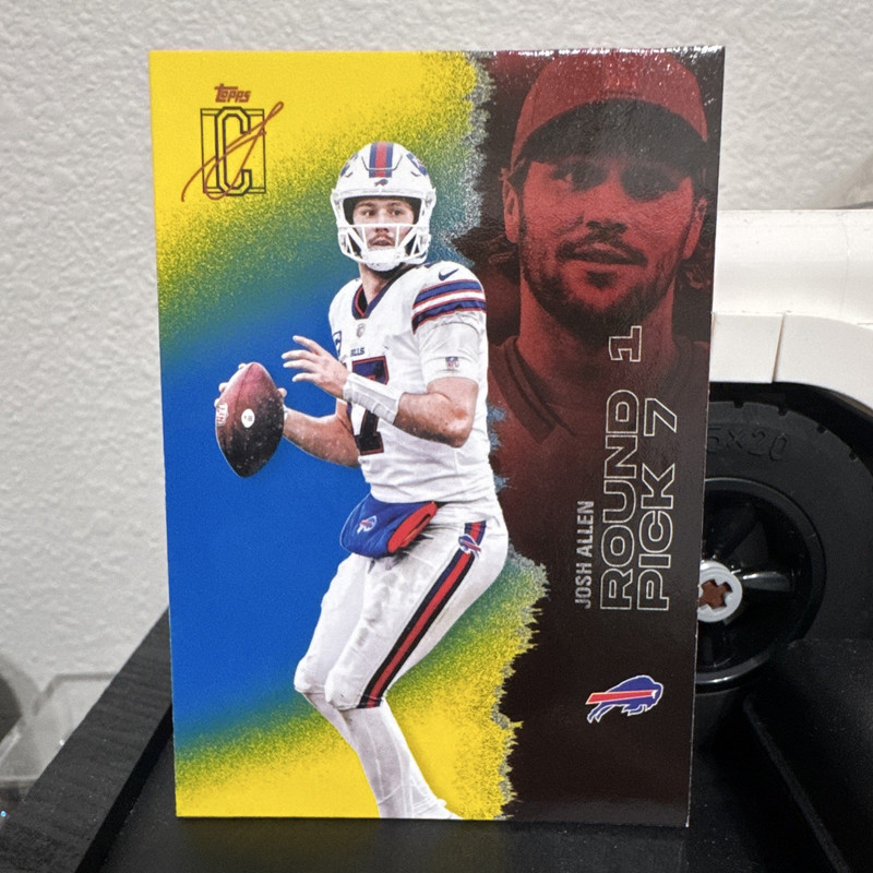 Topps Signature Class 2025 Josh Allen Buffalo Bills Rookie #7 NFL Card