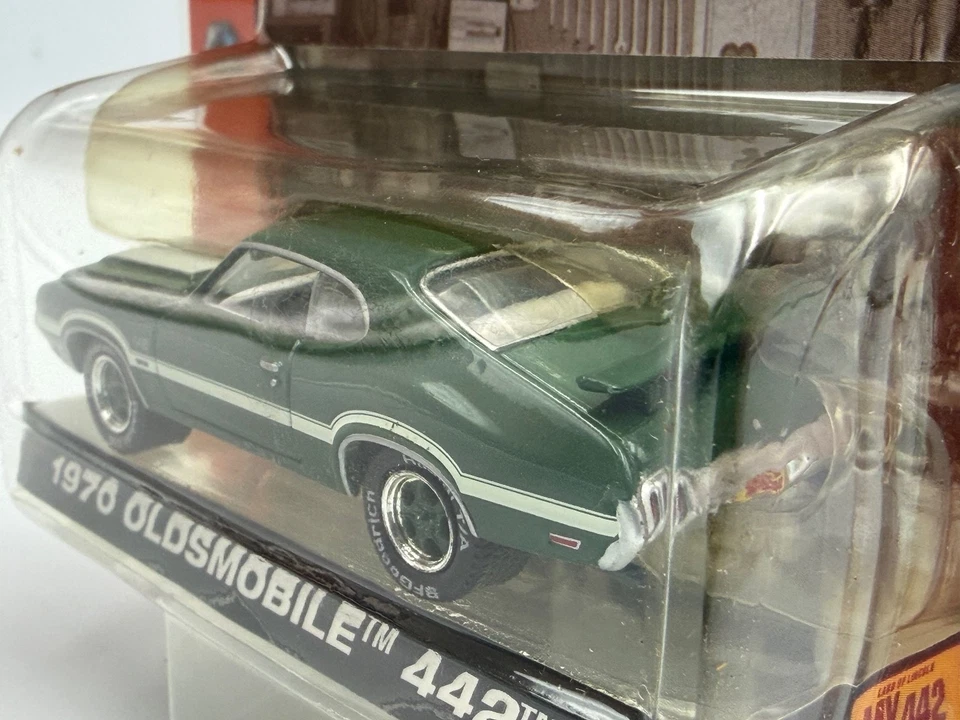 Greenlight Muscle Car Garage 1970 Oldsmobile 442, Green, 1:64, NIB - Image 4 of 4