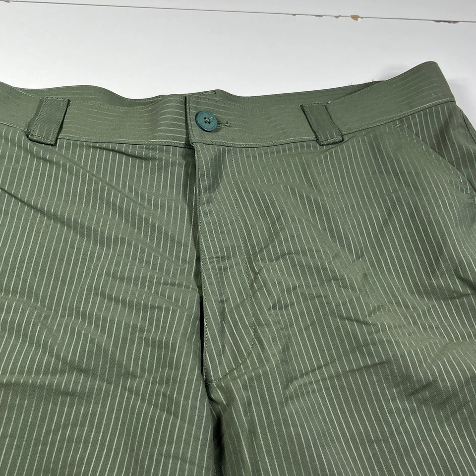 Pantalones Cortos Under Armour Para Hombre Talla 38 Verde Rayas Chino Golf HeatGear Performance  Foto 2 de 4