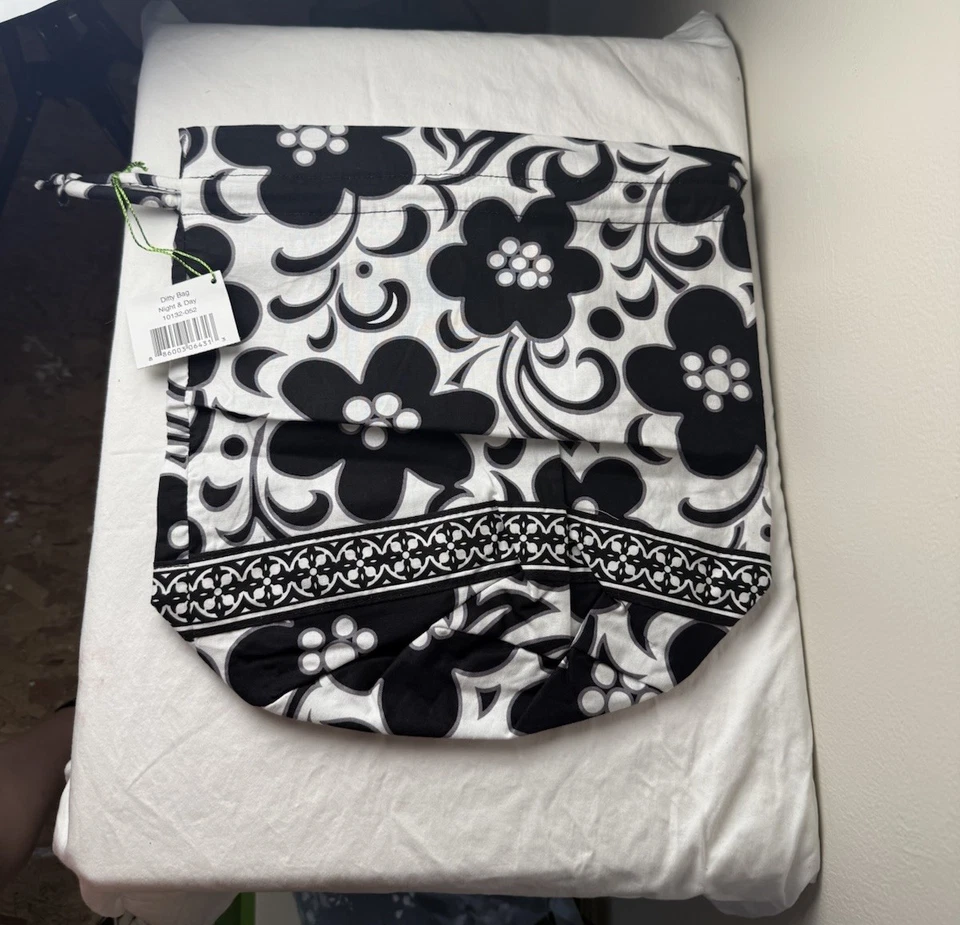 Bolso Vera Bradley Ditty Nuevo con Etiquetas - Patrón Noche y Día Para Gimnasio Piscina Playa Viaje Foto 2 de 4
