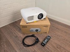 Epson EH-TW7000 4K PRO-UHD 3LCD Home Cinema Projector 101 Lamp Hours VGC