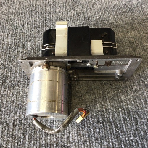 Servomotore Muirhead Vactric 20MR210 per lettore di punzoni a nastro Facit 4031 usato - Foto 6 di 17