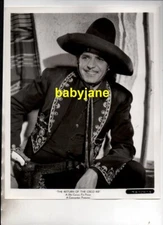 WARNER BAXTER ORIGINAL 8X10 PHOTO IN COSTUME 1939 RETURN OF THE CISCO KID