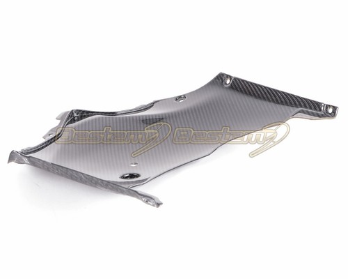 Suzuki GSX1300R Hayabusa 2021 Carbon Fiber Tail Cowl Fairling Twill - Picture 4 of 6