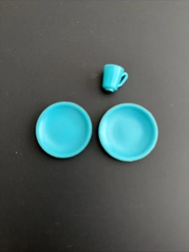 New ListingVintage Barbie Doll Skipper Tea Cup And 2 Plates Original 1966