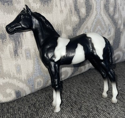 Stock Horse Foal Pinto Tobiano Foal Breyer Traditional 1980s Black-White (H3)