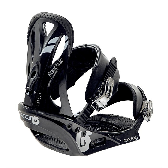 Burton Clash Comic LTD Snowboard 151 combo black freestyle bindings NEW!