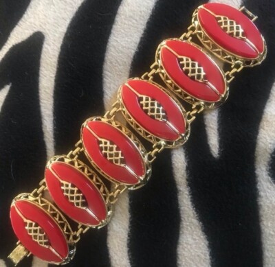 Vintage Lucite Gold & Red Selro Style Bracelet, True Lipstick Red Jewelry Nice!!