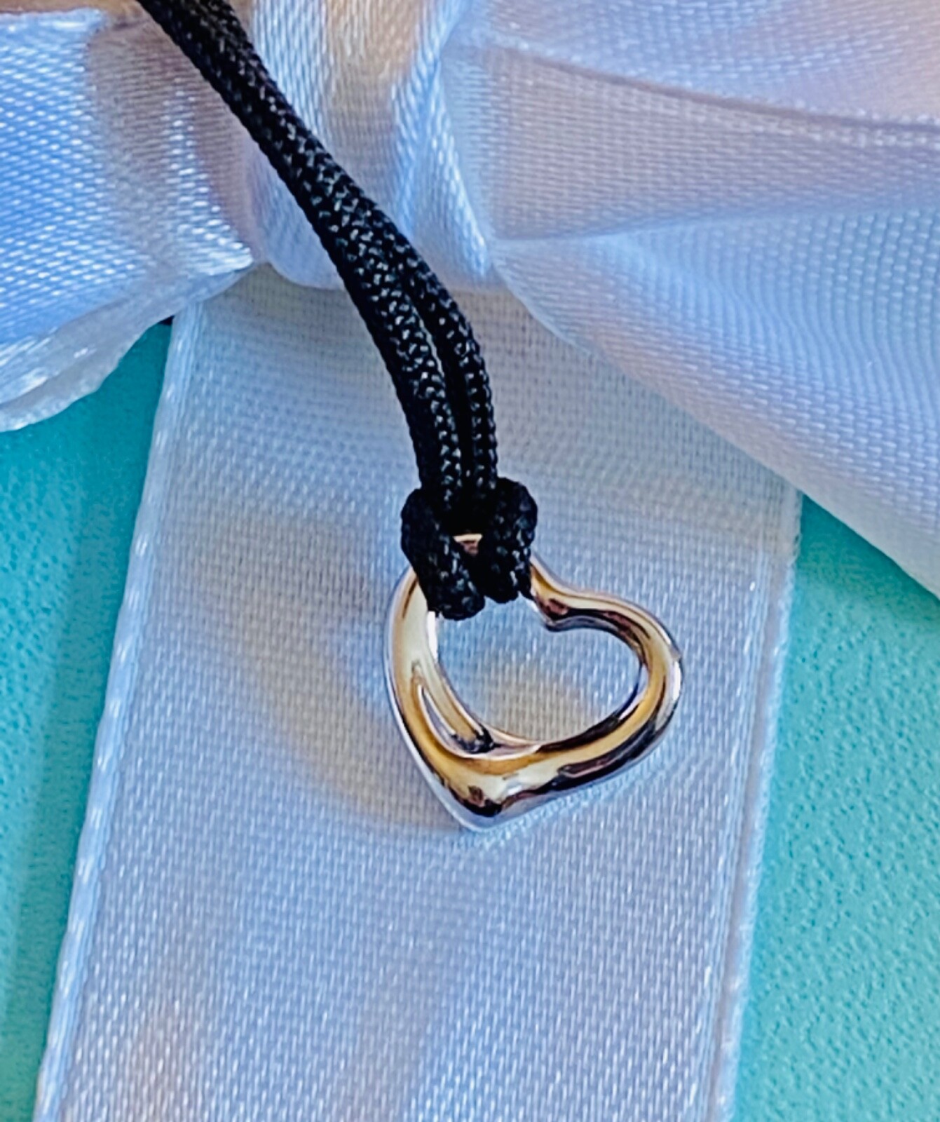 TIFFANY \u0026 Co. Platinum Elsa Peretti 
