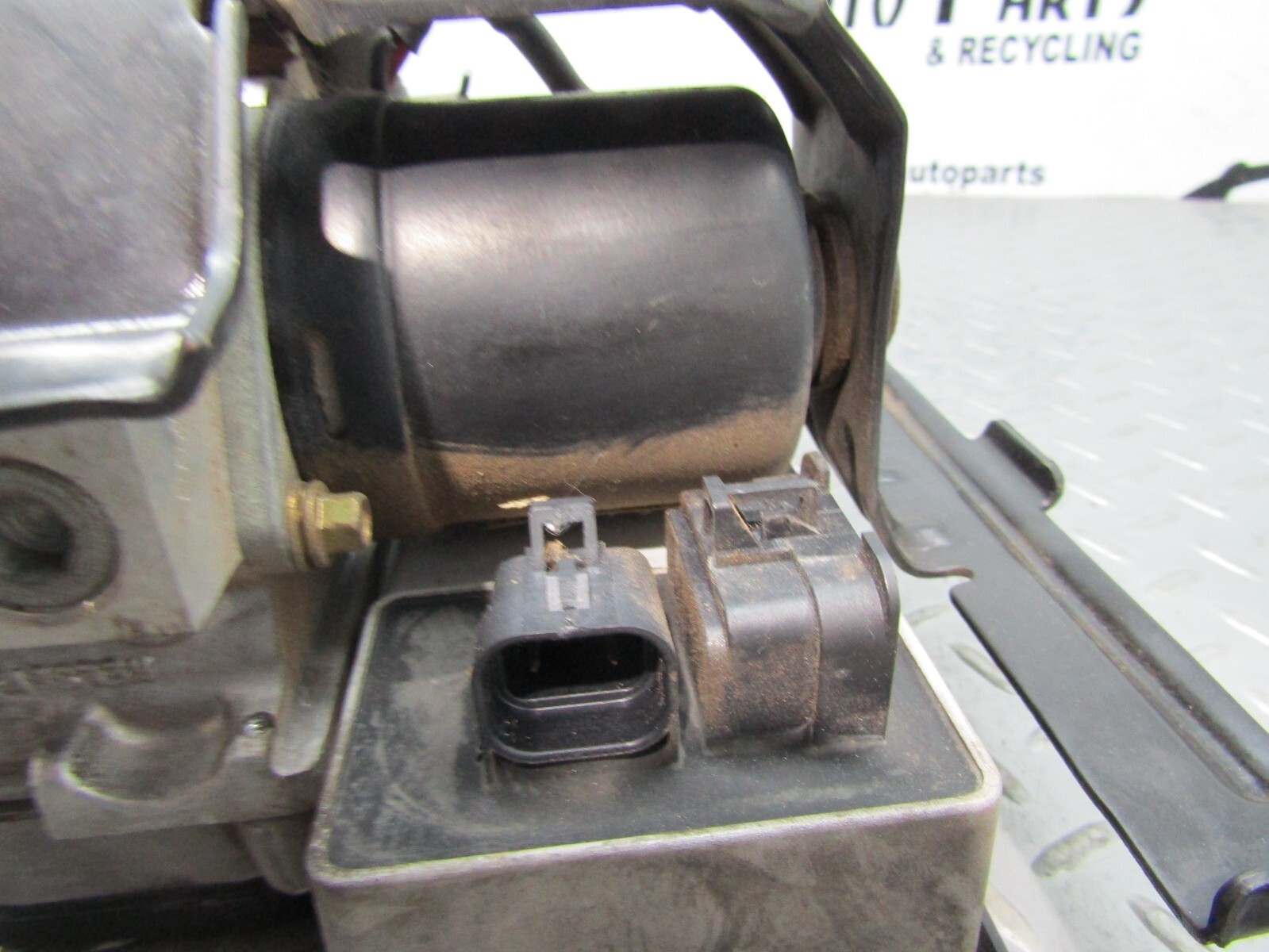 98 99 Chevy S10 ABS Pump Anti Lock Brake Module Assembly OEM eBay