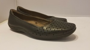 naturalizer driving mocs