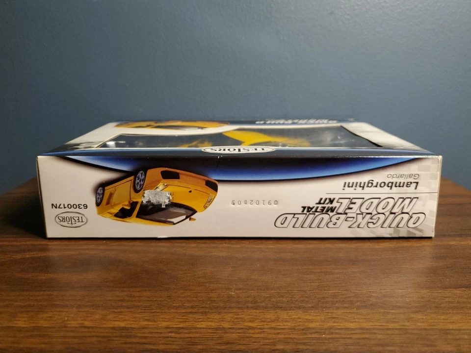 Testors Lamborghini Gallardo Metal Model Metal Kit 1:32 Scale 2009 New In Box! - Image 3 of 4