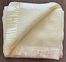 Vintage Baby Thermal Blanket Yellow Waffle Weave Acrylic Satin Trim 34x48 USA