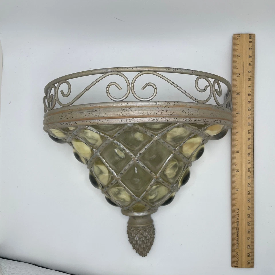 Estante de pared para interiores del hogar decoración acento de vidrio exhibición con patrón de diamante Foto 3 de 4