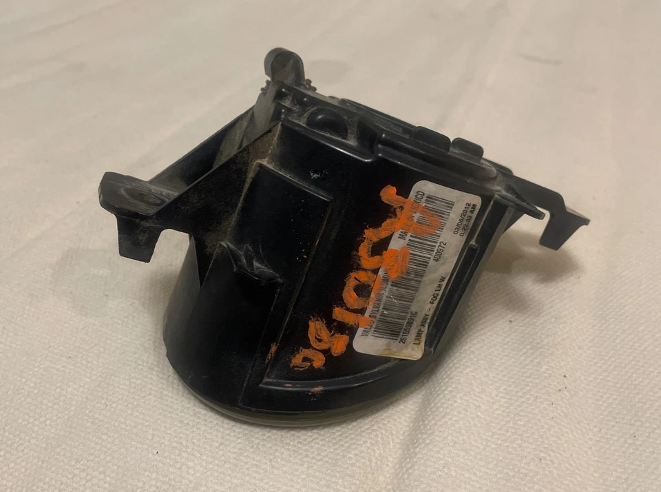 Luz antiniebla izquierda Nissan Máxima 2007-2014 OEM Foto 4 de 4