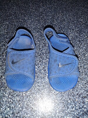 5c nike sandals