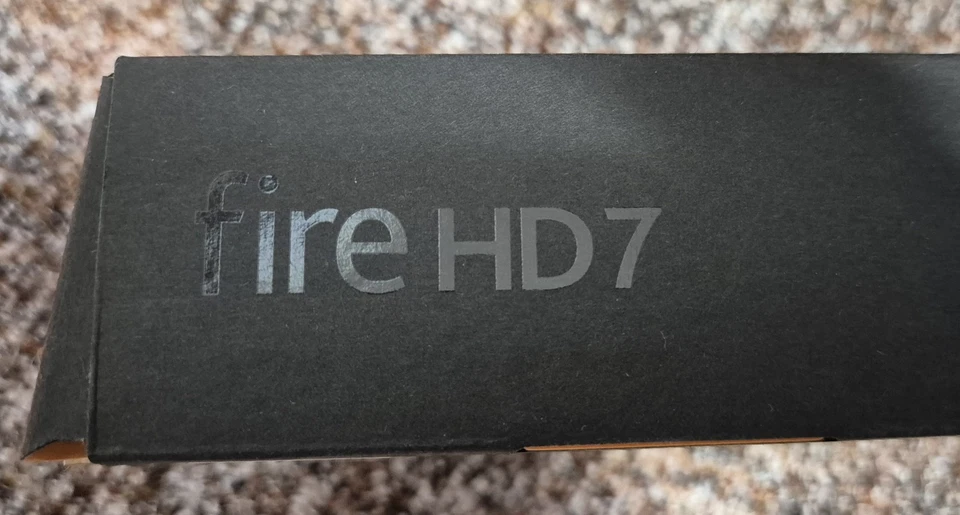 Amazon Fire HD 7 Gebraucht ohne Netzteil mit Hülle - Bild 3 von 4