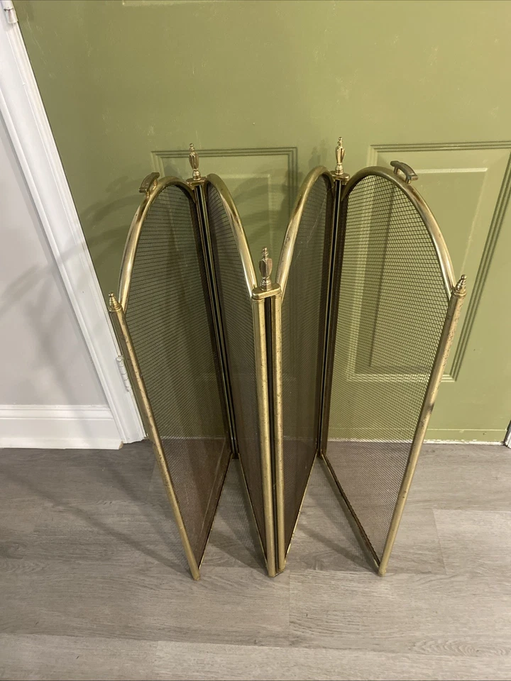Vintage Brass Folding Fireplace Screen w/Black Mesh 4 Panels 1960s - Image 2 of 4