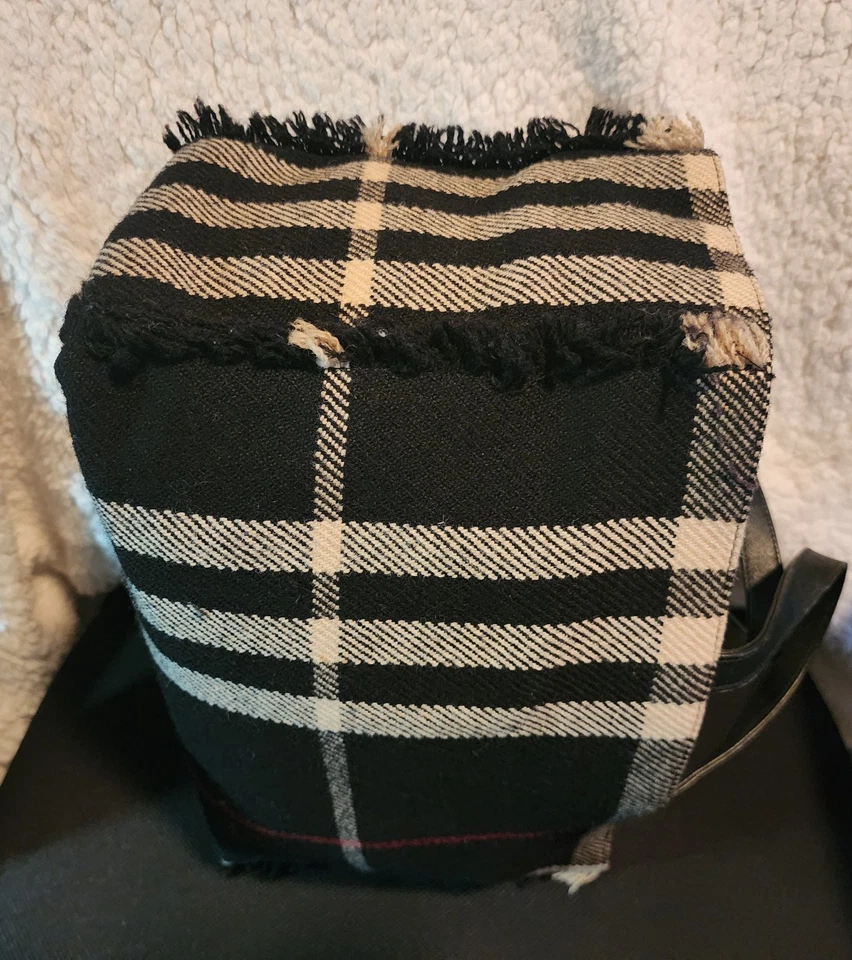 BURBERRY (London)- Wool Checkered Tote Bag Black with Nova Check Stipes - Image 4 of 4