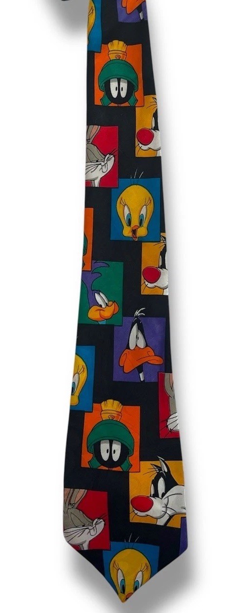 Vtg 1993 Looney Tunes Mania Tie Necktie - Marvin, Bugs, Daffy, Tweety, Sylvester