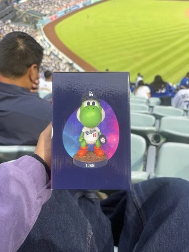 LA DODGERS x SUPER MARIO GALAXY YOSHINOBU YAMAMOTO 'YOSHI' EXCLUSIVE BOBBLEHEAD