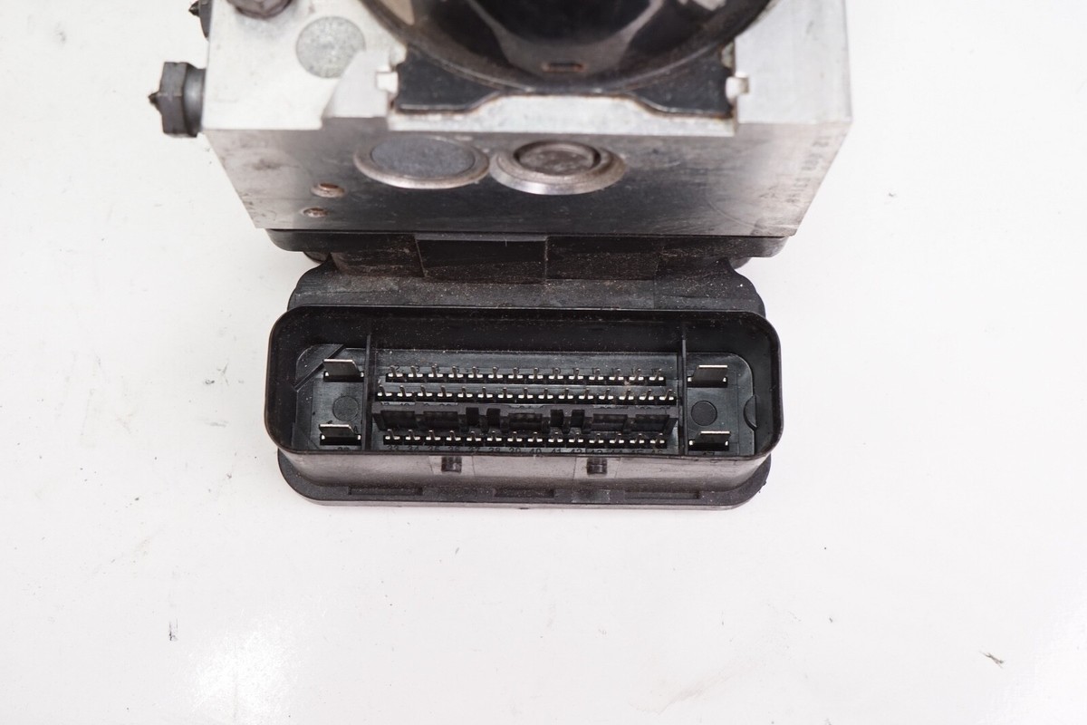 メルセデスベンツ MB W204 ABSアクチュエーター MERCEDES W204 C-Class ABS Pump Module Modulator Valve OEM 2012