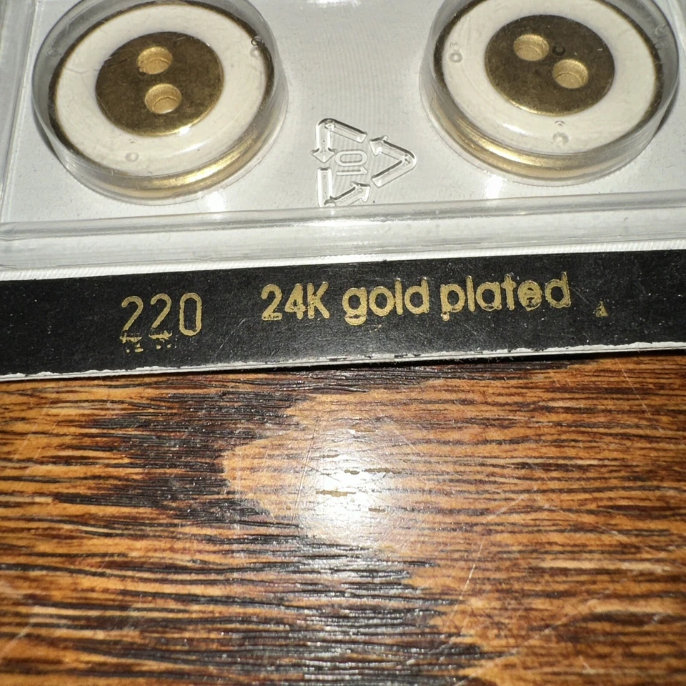 New Dill Buttons #220 24k Gold Plated 11/16” 18MM 2-Pk Buttons Made In Germany - Image 3 of 3