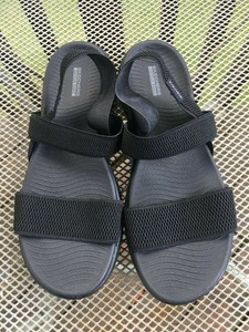 goga mat sandals