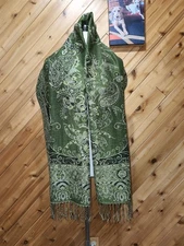 Pashmina Scarf Wrap Cape Stole 66 x 27 3" Fringe Green Glitter Silver Gold NWOT