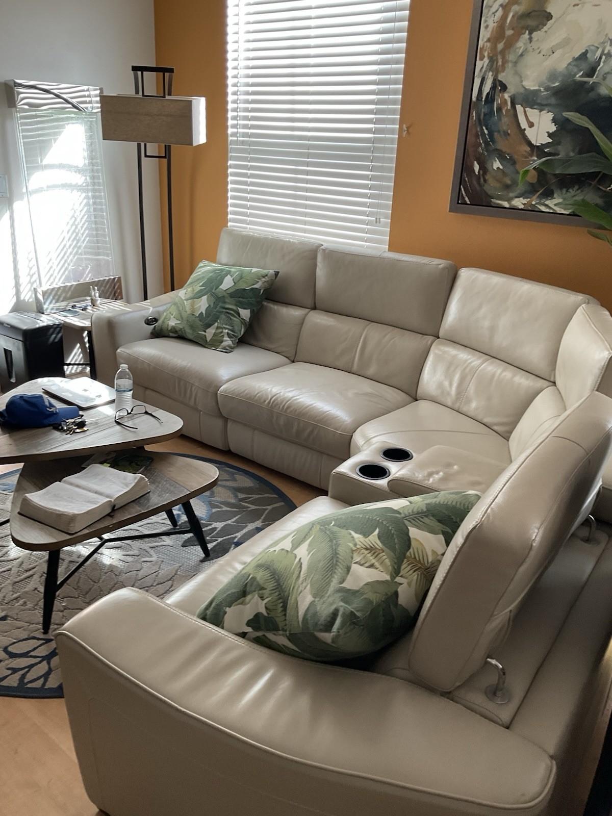 Semi U  SECTIONAL Ivory  LEATHER COUCH Electric Side Chairs Small Mark On Arm