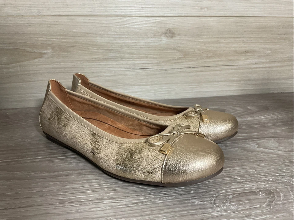 Vionic MINNA Gold Metallic Snake Ballet Flats Cap Toe Comfort 9.5 Leather - Image 2 of 4