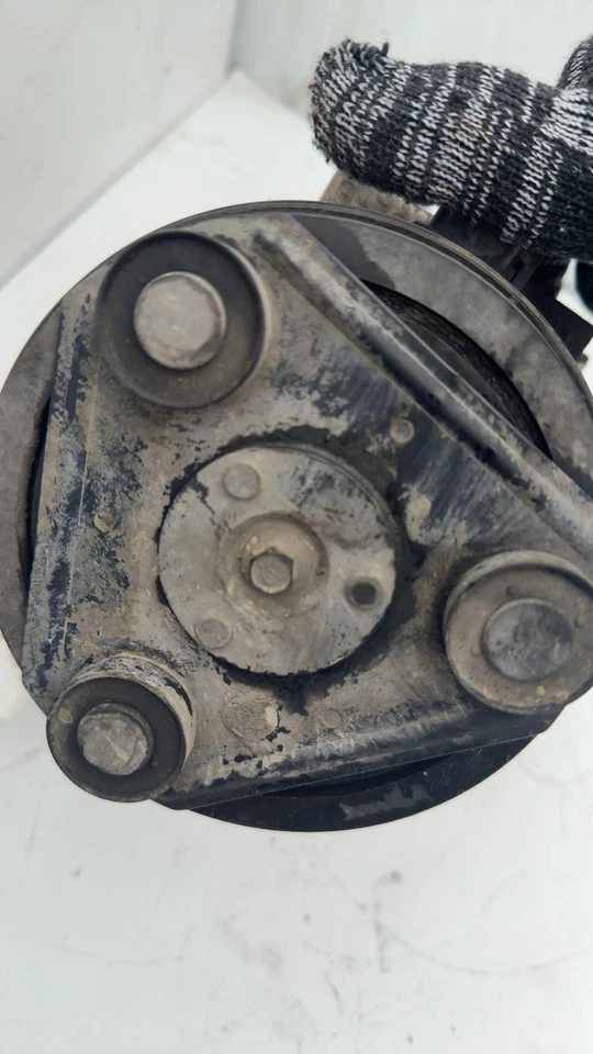 1997-2006 Ford FORD PICKUP F150 A/c Air Compressor - Image 3 of 4