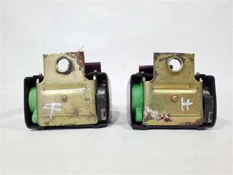 Cinturón de seguridad trasero usado se adapta a: Chevrolet Caprice 1988 trasero grado A Foto 4 de 4