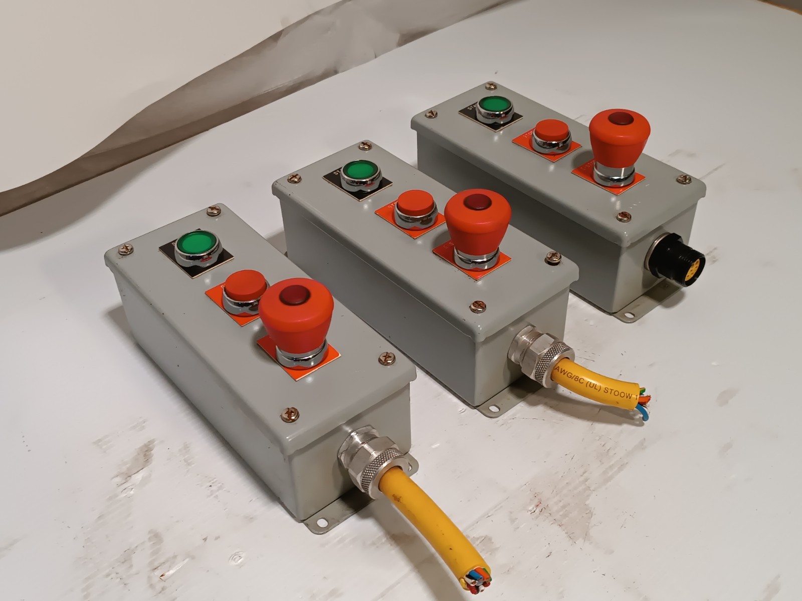 Hoffman E3PBG 3‑hole control station START STOP E‑STOP 8‑pin Sprecher+Schuh