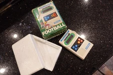 Mattel FOOTBALL  Vintage Electronic Handheld Tabletop  Video  game  R1  GORGEOUS