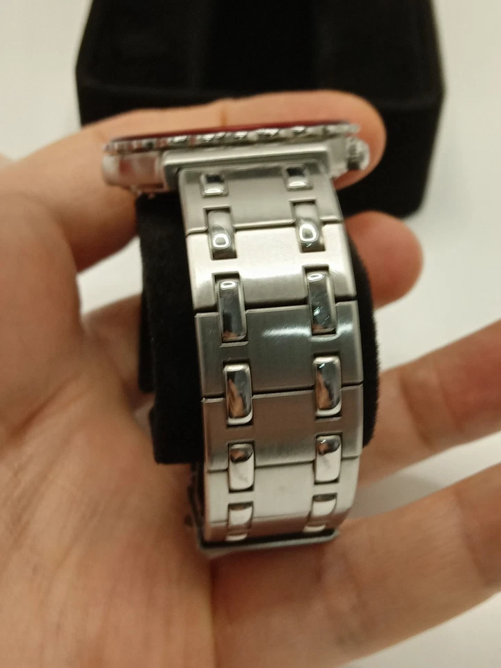 [N. COMO NUEVO] 38 MM Reloj Deportivo Unisex FILA De Colección Hecho en Suiza Esfera Blanca  Foto 4 de 4