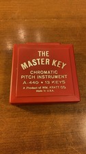 WM. Kratt Co. The Master Key MK2-C Chromatic 13-Key Tuning Pipe