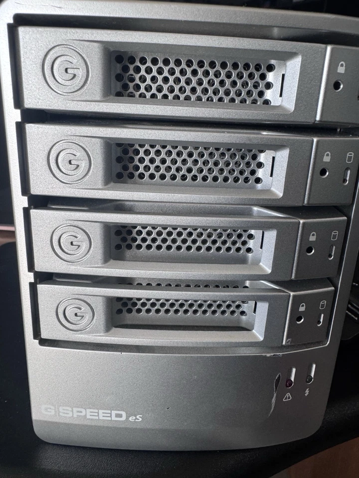 G Technology G Speed eS 8TB  Raid array Case. E -SATA Includes Drives. - Image 2 of 4