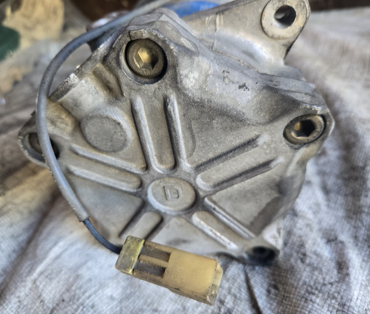 AC Compressor PN C8063 OEM 1984 1985 1986 Nissan 300zx for sale