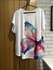 LADIES WHITE T-SHIRT by SHEIN Size 0XL NEW no tags