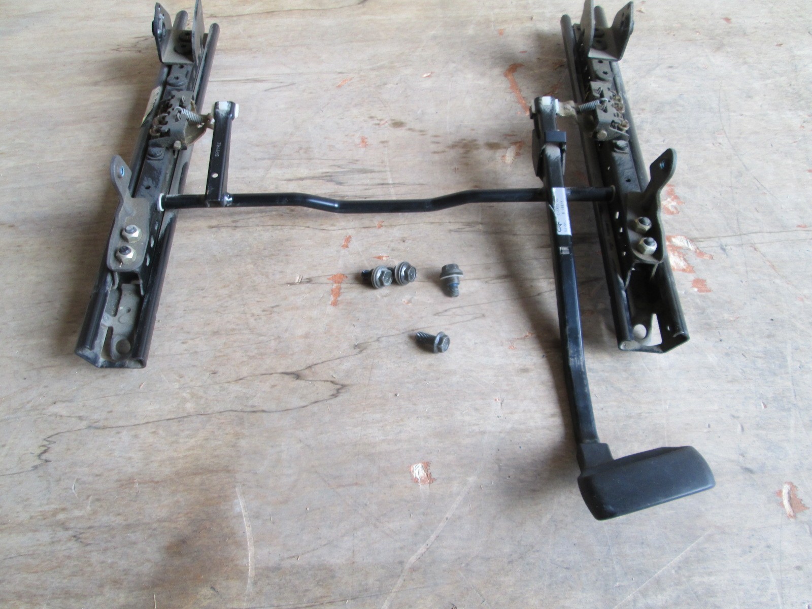 Ferrari 360, 430 - RH Manual Seat Guide / Rails # 66323800
