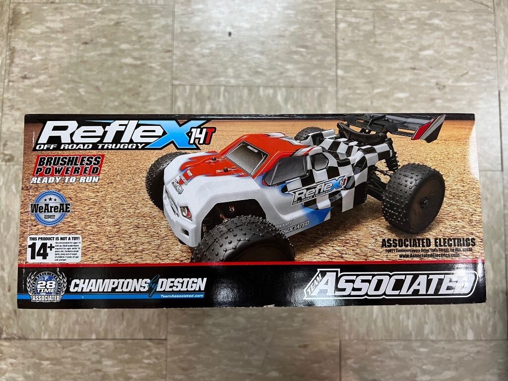 Team Associated Reflex 14T RTR 1/14 Scale 4WD Truggy Combo
