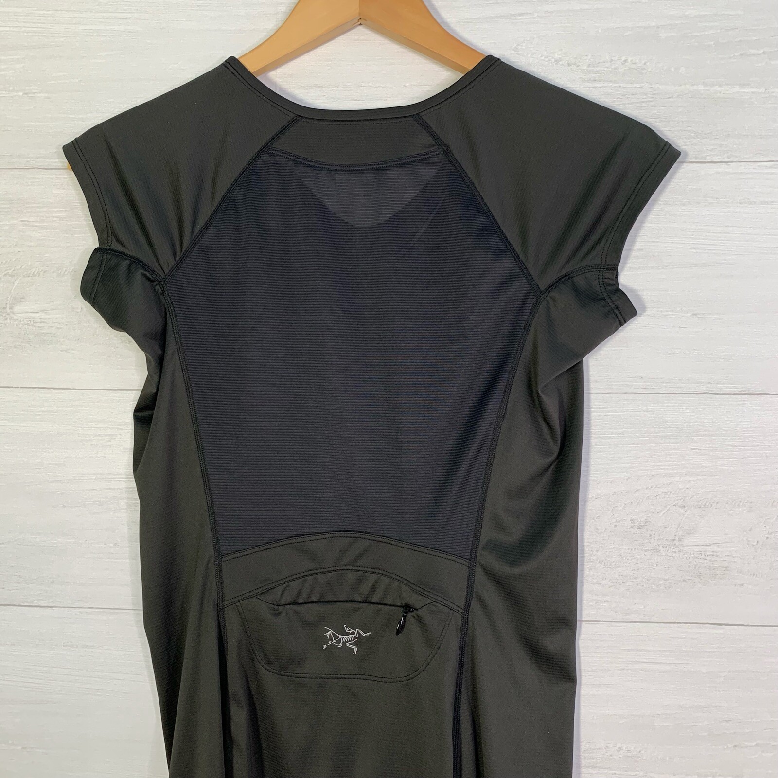 Arc'Teryx T shirt stretch leggera grigio antracite nero XS