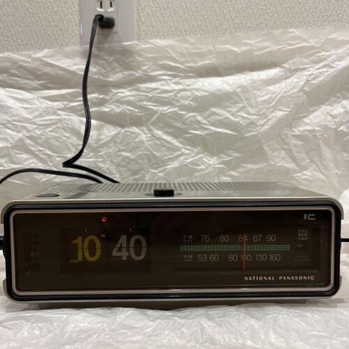 Ntional Panasonic Flip Clock Alarm RC-6030 AM-FM Radio Vintage Japan Retro