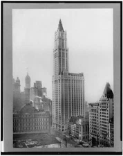 8" x 10" Photo 1912 Woolworth building, New York City
