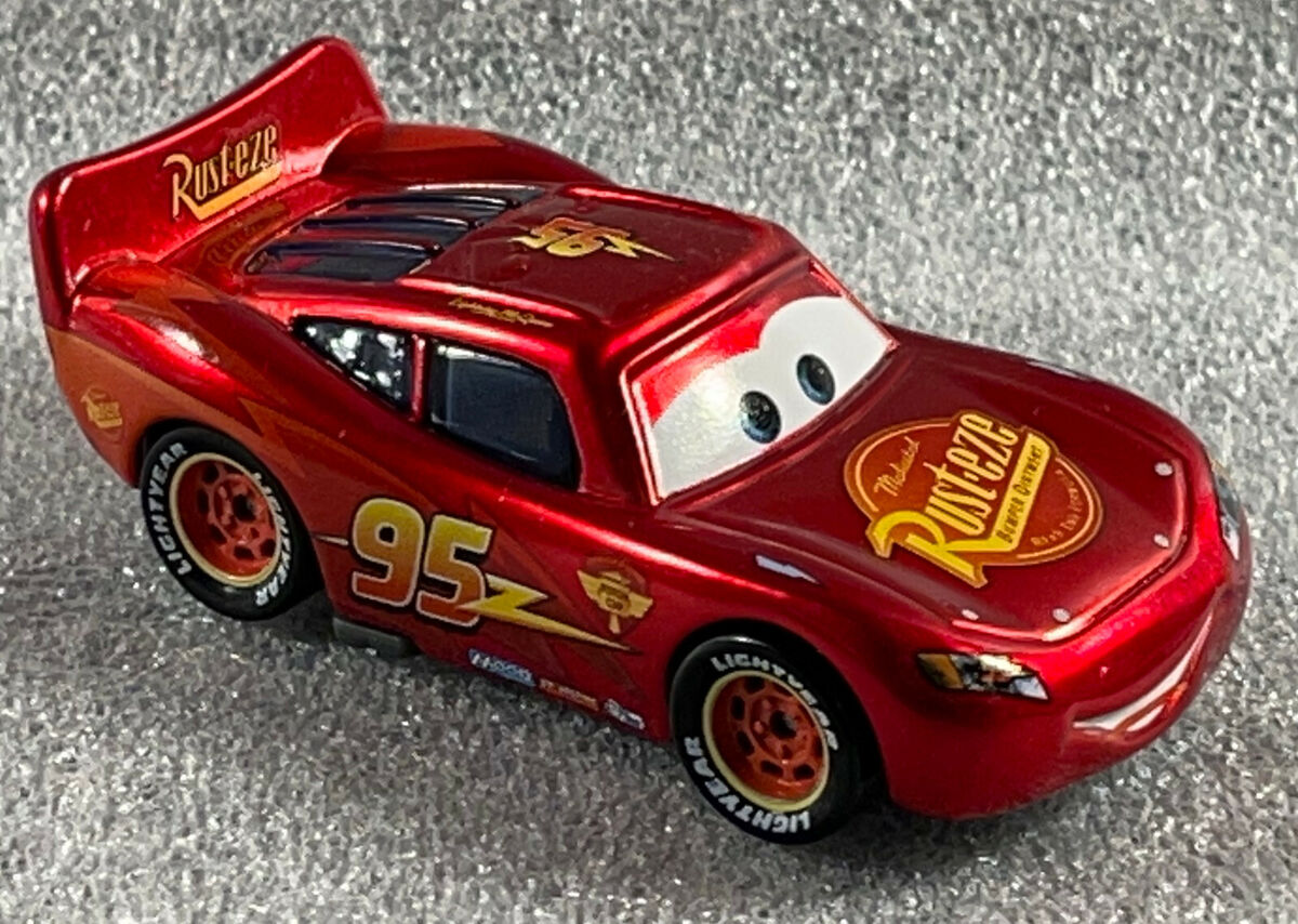 Disney Pixar Cars Exclusive & RARE Metallic Lightning McQueen (Encyclopedia)