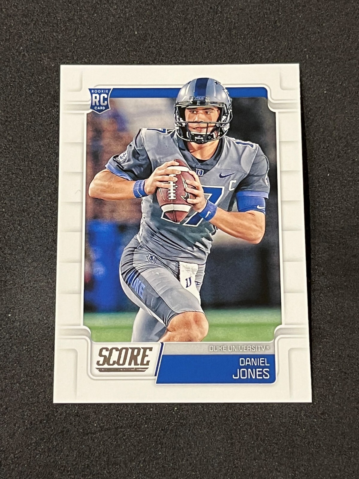 2019 Panini Score Football Daniel Jones Rookie #331 - Duke/New York Giants